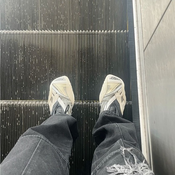 Balenciaga Beige TYREX Athletic Shoes - Picture 4 of 5